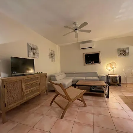 60m2 Piscine Au Coeur De Appartement *